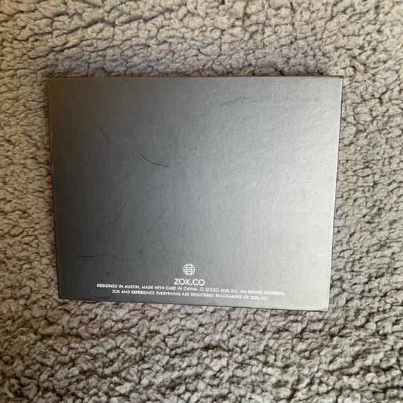 Zox Bracelets- Full Of Surprises, Bracelet and Pin 2022 - Picture 2 of 7